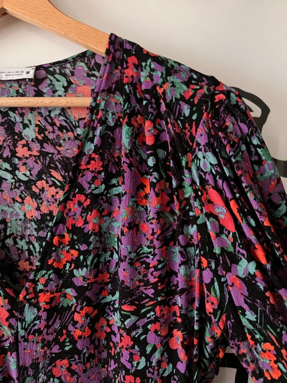 Zara Floral Ruched Mini with Ruffle Hem - Picture 5 of 9